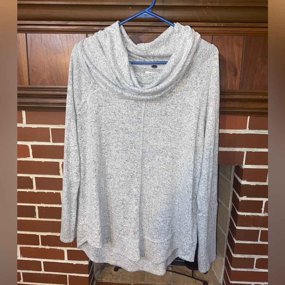 Women’s sweater